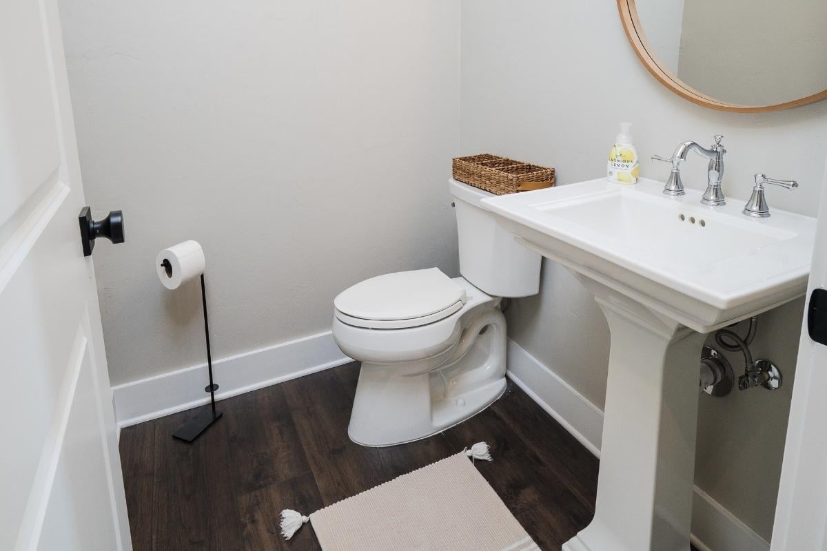 All white Bathroom 