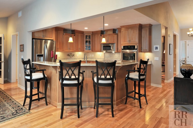 Burgess_Kitchen_1-210-800-650-90-wm-right_bottom-30-watermarklogojpg