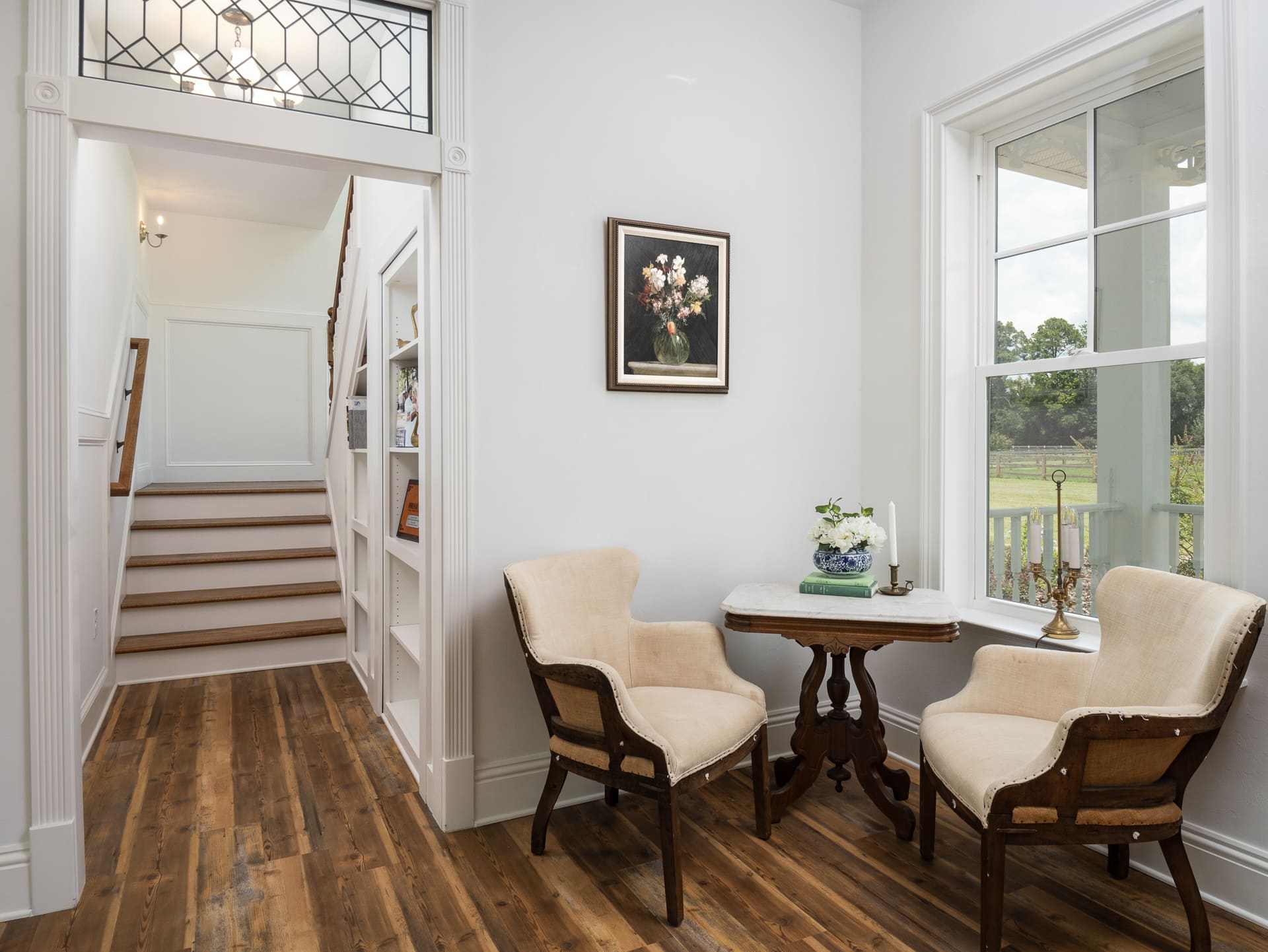 Sitting Area and Stairs in Large Country Estate in Alachua Sitting Area and Stairs in Large Country Estate in Alachua