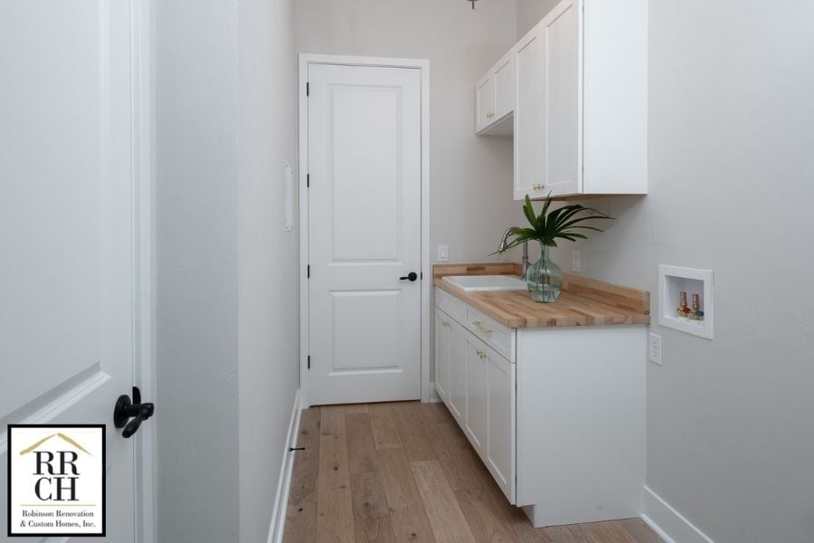 Fletcher Park Lot 12 Laundry Room