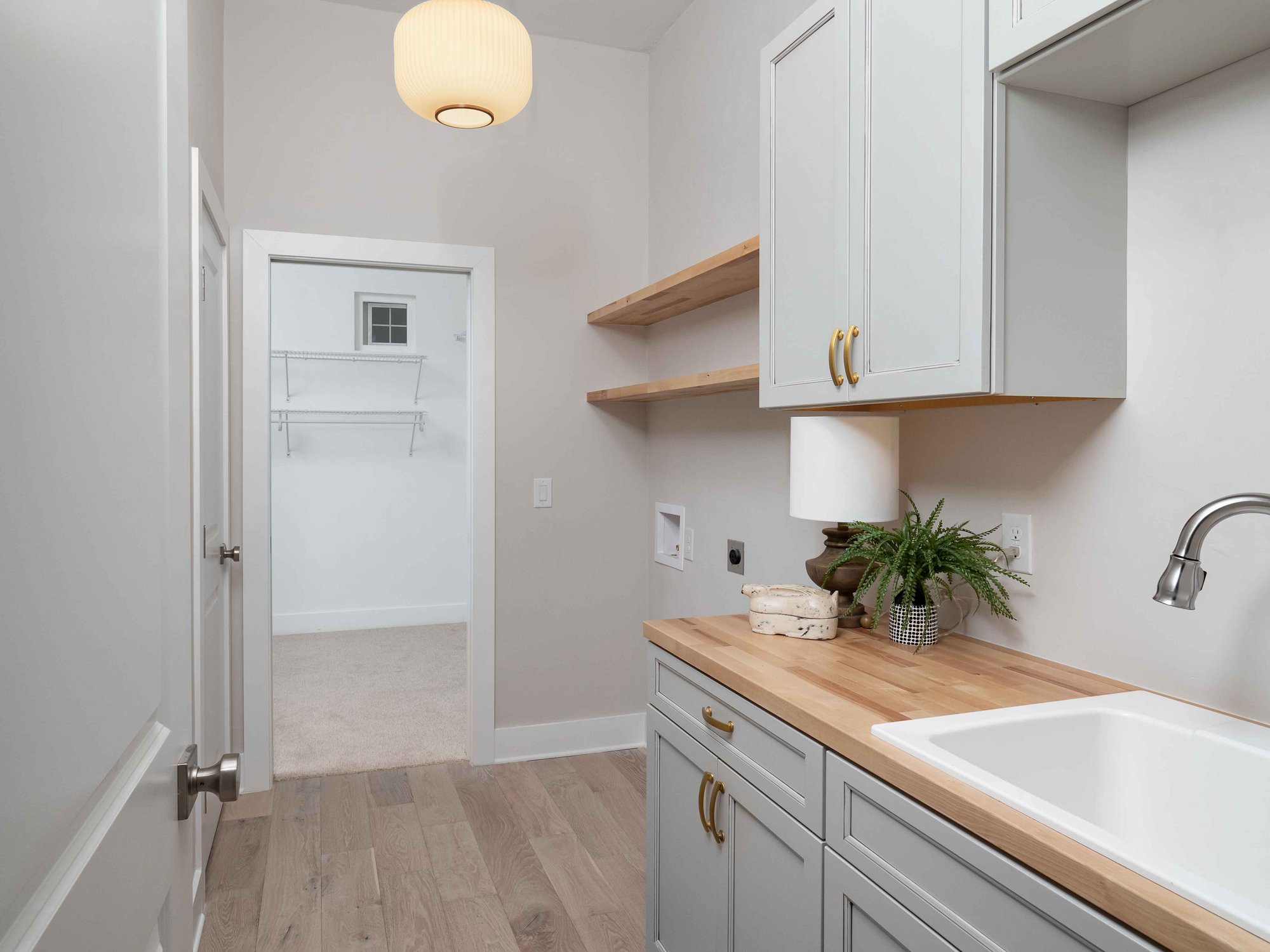 Greystone Custom Home Gainesville FL Laundry Room