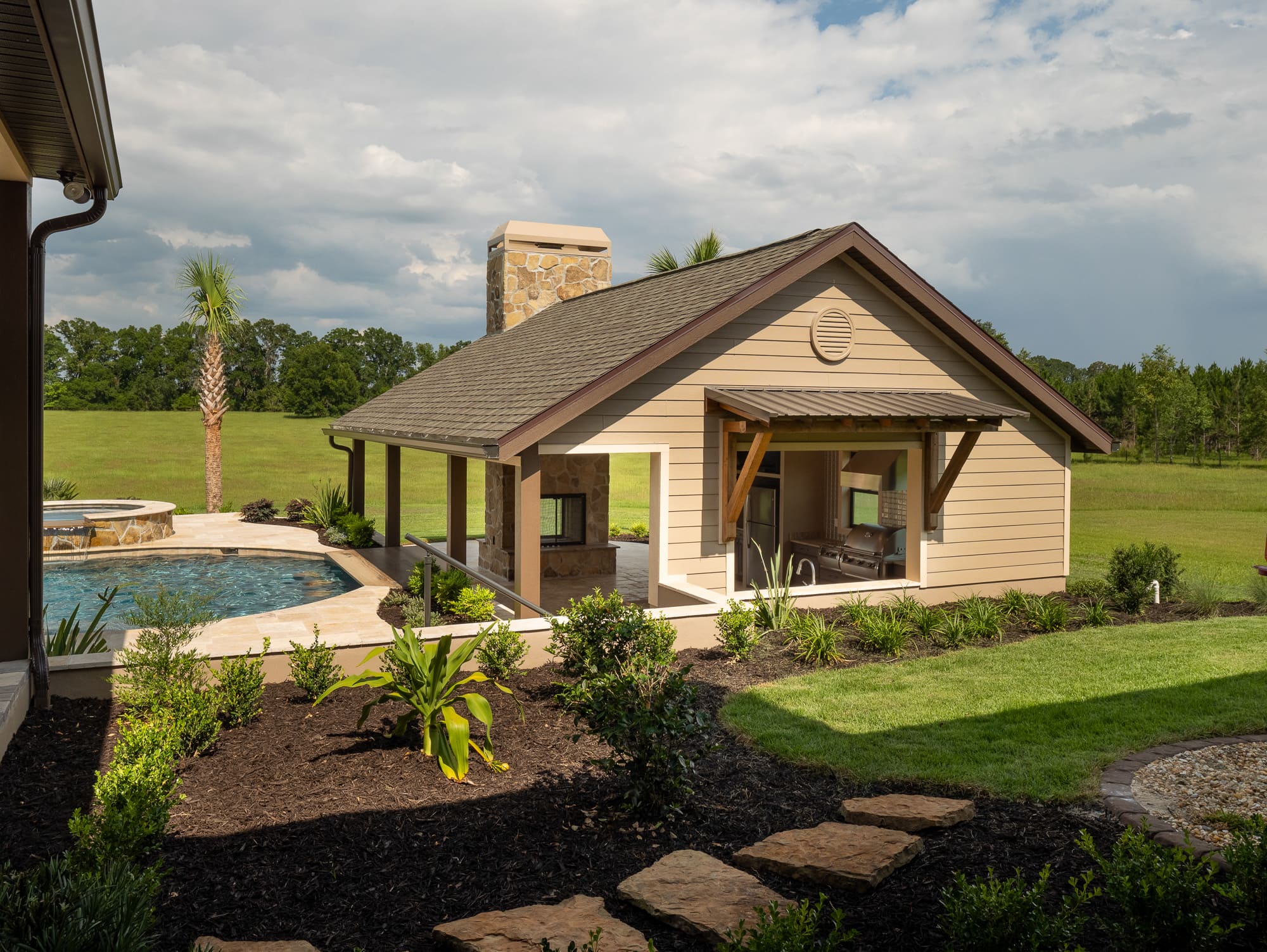 Gainesville-Outdoor-Living-Contractor-Robinson Renovation and Custom Homes Gainesville-Outdoor-Living-Contractor-Robinson Renovation and Custom Homes