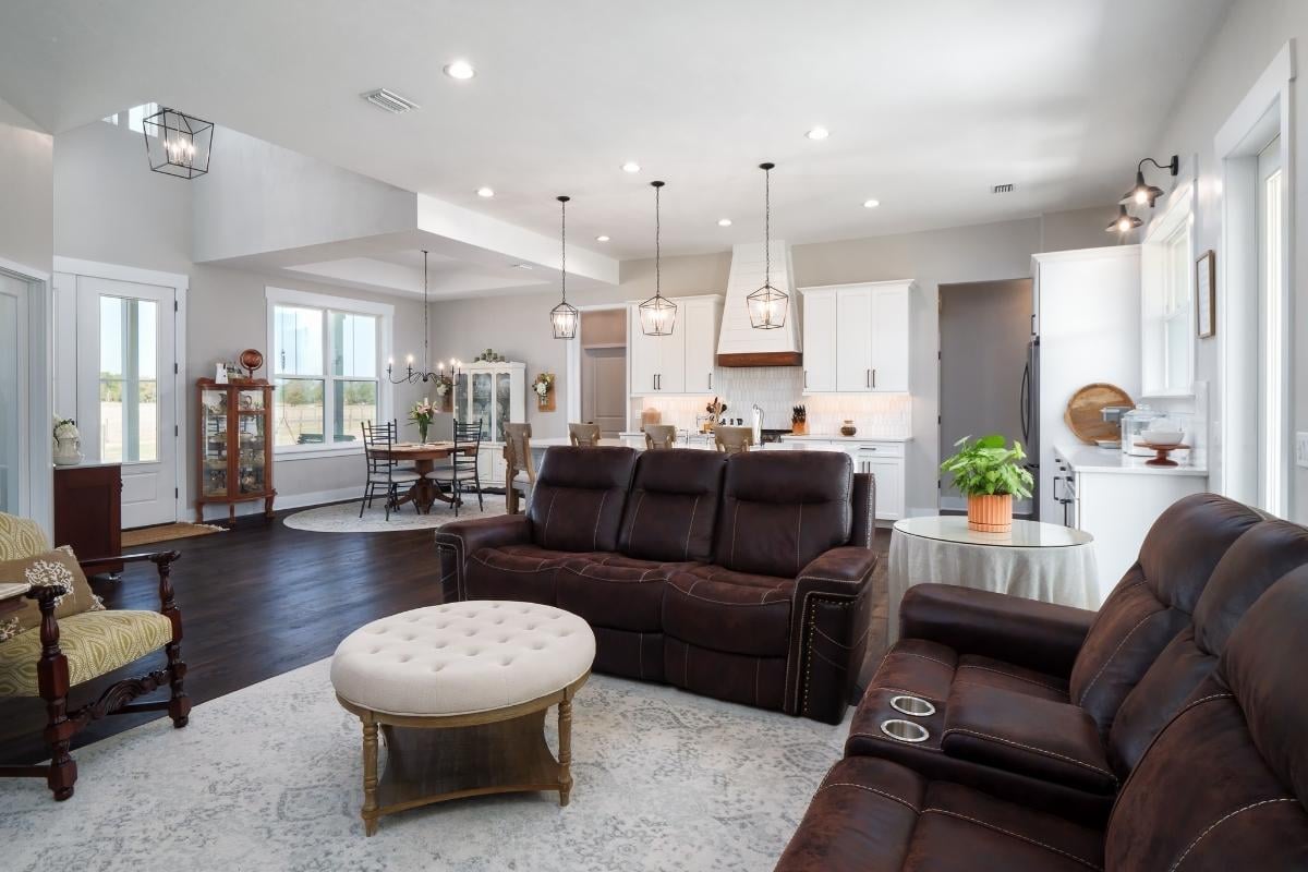 Living Room Overview 