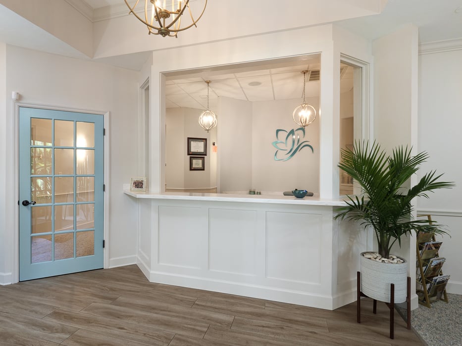 Robinson Renovation & Custom Homes-Gainesvile FL-Commercial Renovations-Commercial Builders-Magnolia Family Dental Reception Desk Commercial Remodel