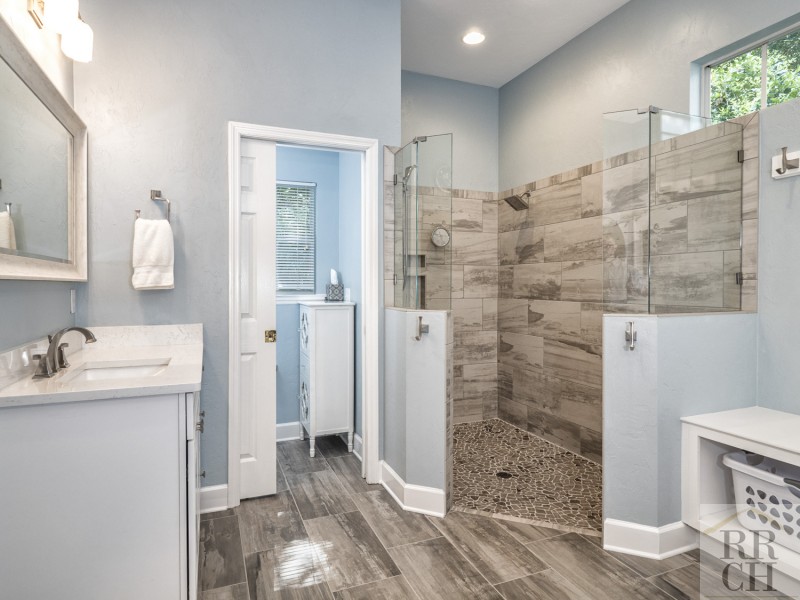 Gainesville-Bathroom-Remodel-Robinson-Renovation-Custom-Homes