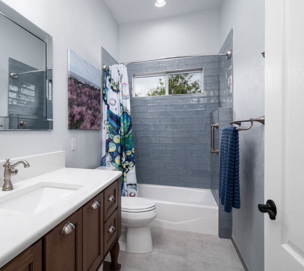 Gainesville-Bathroom-Remodel-Robinson-Renovation-Custom-Homes