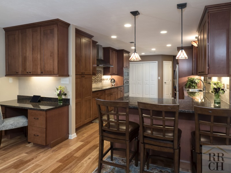 Suburban_Heights_08-277-800-650-90-wm-right_bottom-30-watermarklogojpg