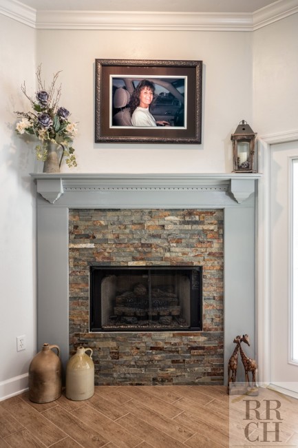 Living Room Fireplace Remodel in Kanapaha Pines