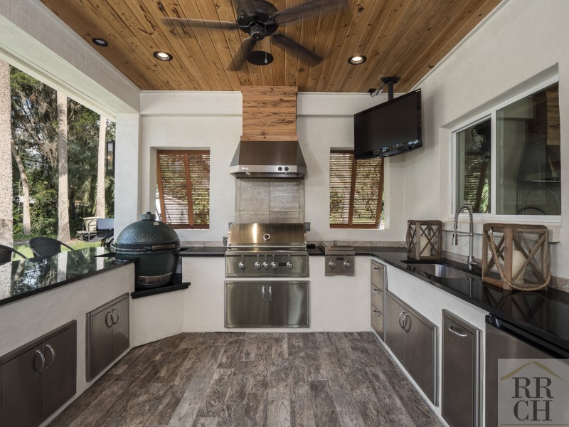 Outdoor Living Spaces